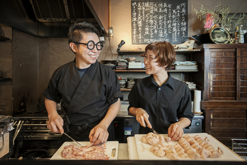 大阪・福島「炭焼巧房 源」鶏・馬・野菜…厳選素材の炭焼に胃も心も焦がされて