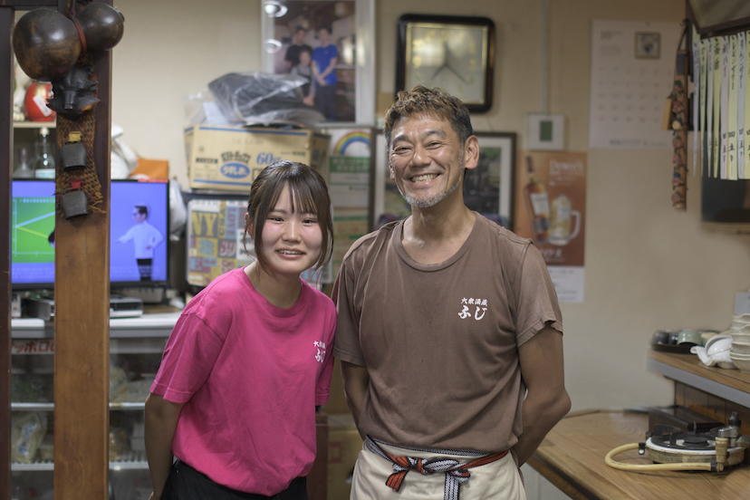 立川南口「昭和の雰囲気を残す名酒場」でやる唐揚げ＆赤星の悦楽